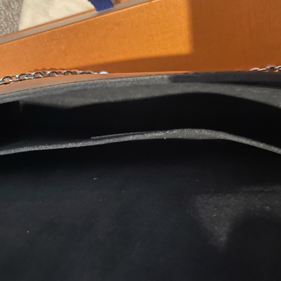 **S0LD*another platform. Louis Vuitton Felicie Pochette w/inserts. Epi Leather - Picture 11 of 14